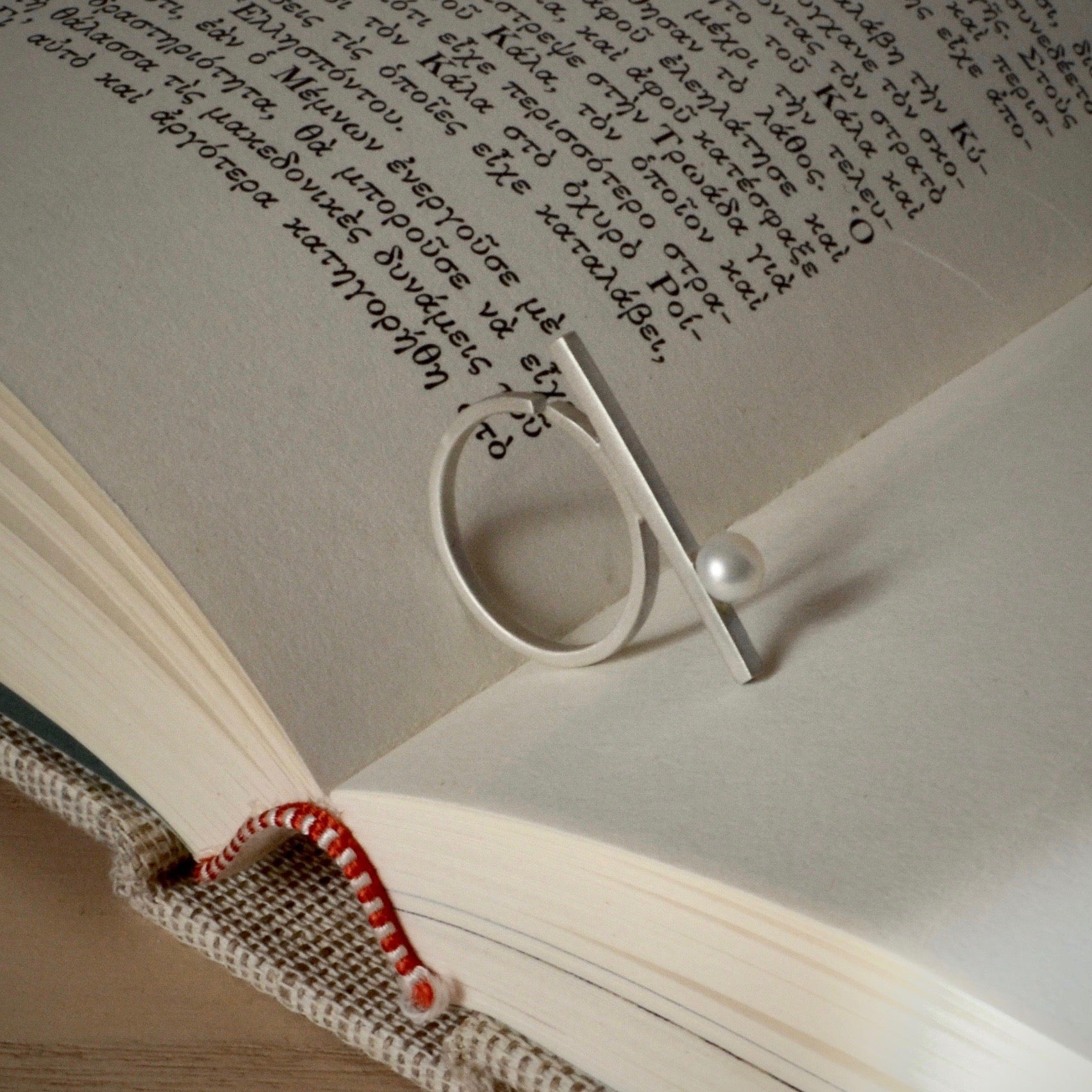 Minimal White Pearl Silver Ring